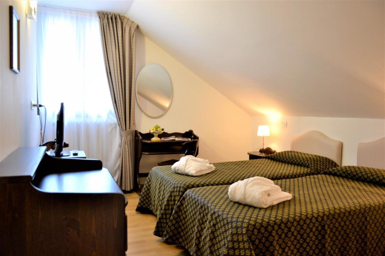 Marcora & Hotel 3*